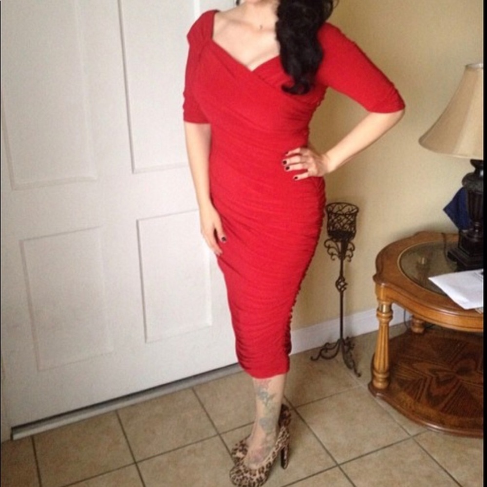 LAURA BYRNES CALIFORNIA MONICA WIGGLE DRESS